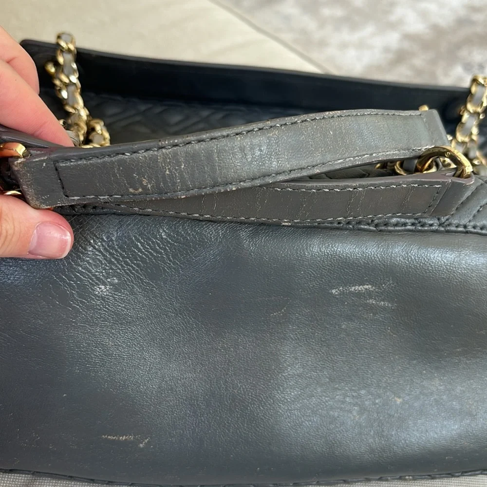 Tory Burch Quilted Chain-Handle Shoulder Bag in Gray with Gold Hardware - Picture 9 of 11